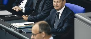 Attacke im Bundestag: Am 1. Juni kritisierte CDU-Chef Friedrich Merz das angebliche Versagen von Olaf Scholz bei den Waffenlieferungen für die Ukraine.
