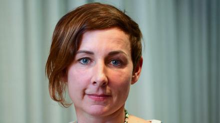 In Julis Zehs Bestseller "Über Menschen" fehlt der Berufsstand der Journalisten nicht. 