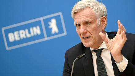 Stephan Schwarz (parteilos), Senator für Wirtschaft und Energie, hält die Ausrufung der Alarmstufe im Notfallplan Gas für richtig.