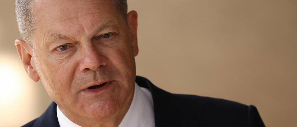 Kanzler Olaf Scholz (SPD) trifft am 4. Juli Arbeitgeber und Gewerkschaften.