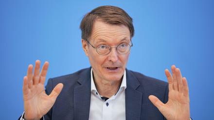 Bundesgesundheitsminister Karl Lauterbach will den Zugang zu Bürgertests reglementieren.