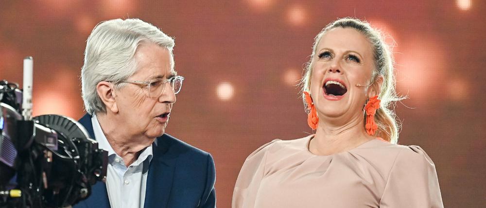 Showmasterlegende Frank Elstner und Moderatorin Barbara Schöneberger waren zum Amüsement bereit.