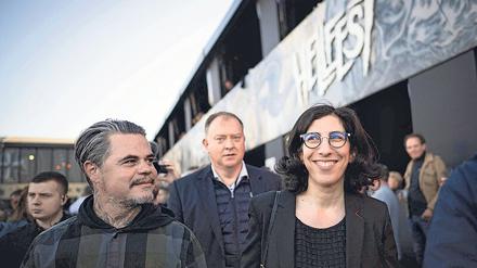Let’s rock. Die neue Kulturministerin Rima Abdul-Malak besucht das Hellfest Open Air Festival in Clisson.
