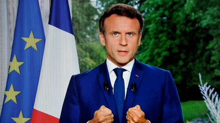 Emmanuel Macron bei seiner Fernsehansprache am 22. Juni 2022.