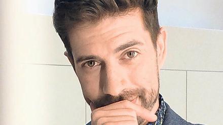Daniel Bröckerhoff, NDR-Moderator, betreibt den Podcast „Böhler &amp; Bröckerhoff“ und den Instagram-Kanal @doktordab mit der Politainment-Show „Good Morning Dtschlnd“.