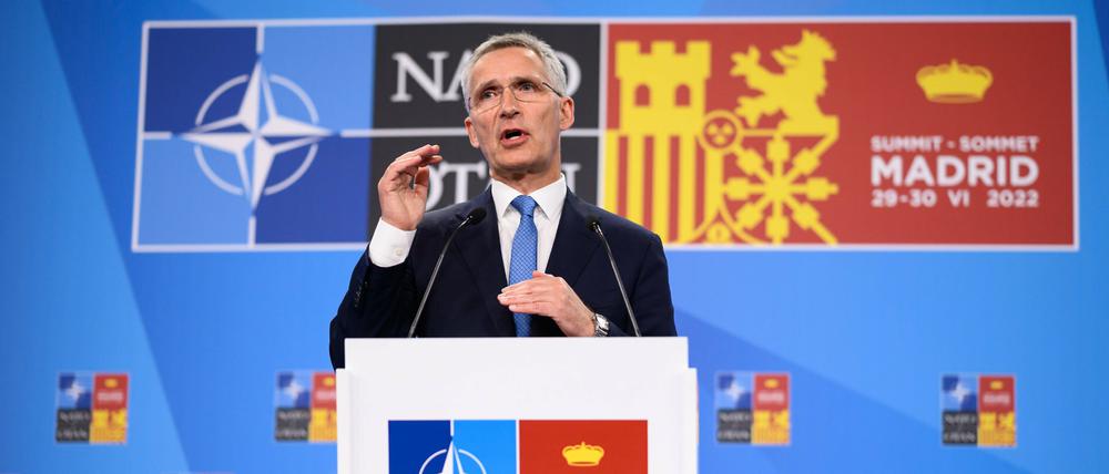 Jens Stoltenberg, Nato-Generalsekretär, vor der Presse in Madrid