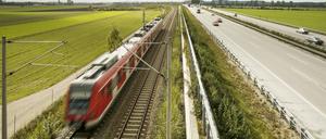 Verkehrsdaten zeigen: Das 9-Euro-Ticket erfüllt seinen Zweck.