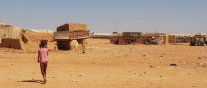 Nichts als Sand und Steine. Die Menschen im Lager Rukban können sich kaum noch ernähren.