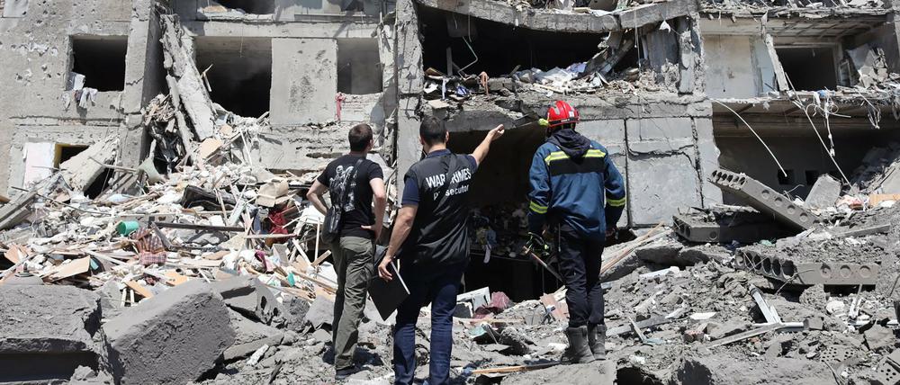 Ein von Rakten zerstörtes Gebäude in der Siedlung Serhijiwka in Bilhorod-Dnistrowskyj nahe Odessa am 1. Juli.