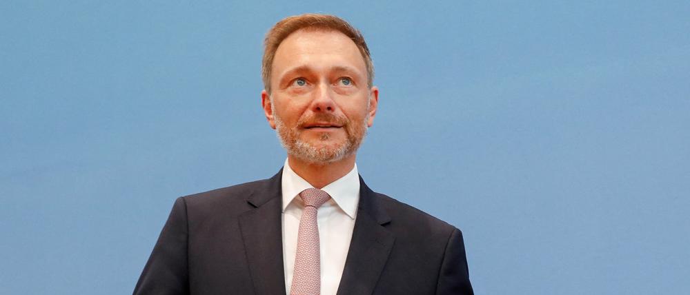 Bundesfinanzminister Lindner am Freitag bei der Vorstellung seines Haushaltsentwurfs 2023 - mit Schuldenbremse.