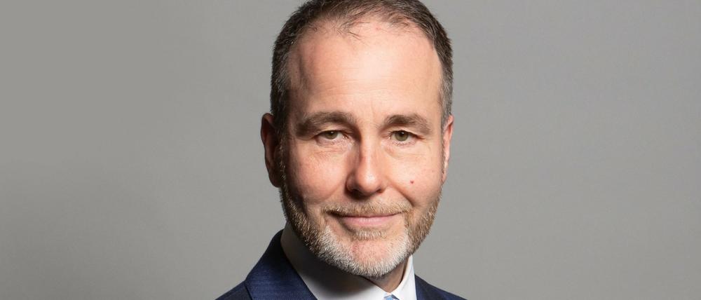 Der stellvertretende Parlamentarische Geschäftsführer der Tory-Partei, Chris Pincher, tritt zurück.