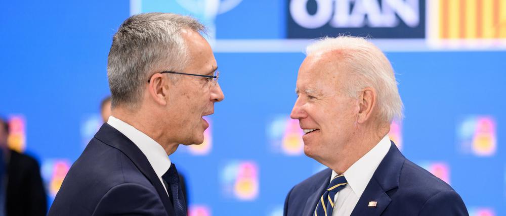 Jens Stoltenberg und Joe Biden.
