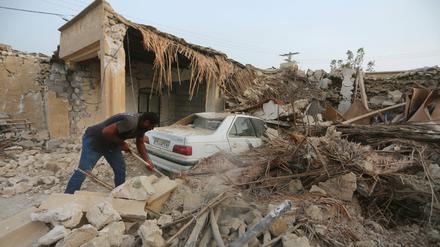 Erdbeben im Iran: Trümmer im Dorf Sayeh Khosh in der Provinz Hormozgan