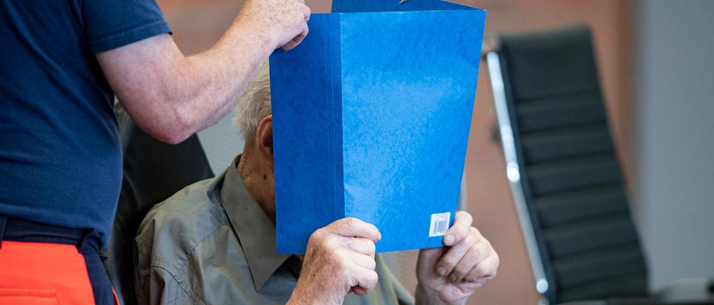 Beihilfe zum Mord an mehr als 3500 Häftlingen: Josef S. vor der Urteilsverkündung im Landgericht Neuruppin.
