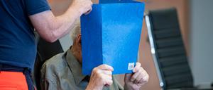 Beihilfe zum Mord an mehr als 3500 Häftlingen: Josef S. vor der Urteilsverkündung im Landgericht Neuruppin.