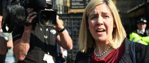  Andrea Jenkyns, Staatssekretärin aus Großbritannien, spricht zu den Medien in Westminster.