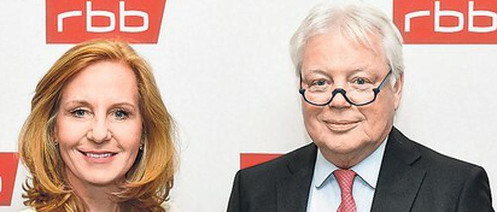 Müssen Rede und Antwort stehen: RBB-Intendantin Schlesinger und Verwaltungsratschef Wolf. 