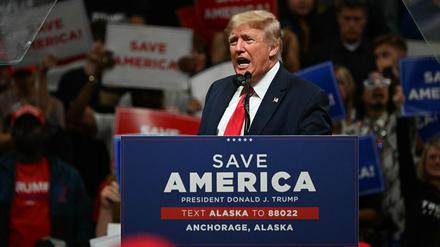 Donald Trump bei seinem Auftritt in Anchorage, Alaska.