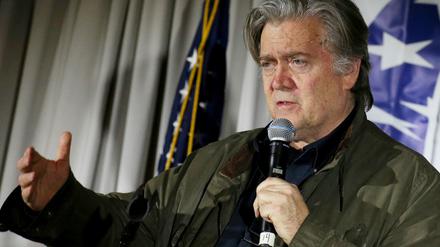 Der ehemalige Chefstratege von Donald Trump, Steven Bannon, muss sich vor Gericht verantworten.