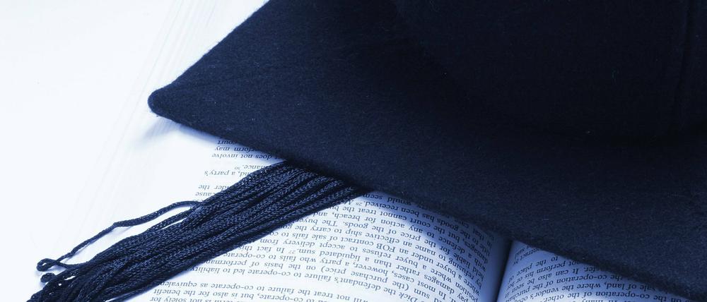 Fertig mit der Promotion (Archivbild).