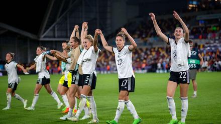 In Feierlaune. Die deutschen Frauen stehen schon im EM-Viertelfinale.