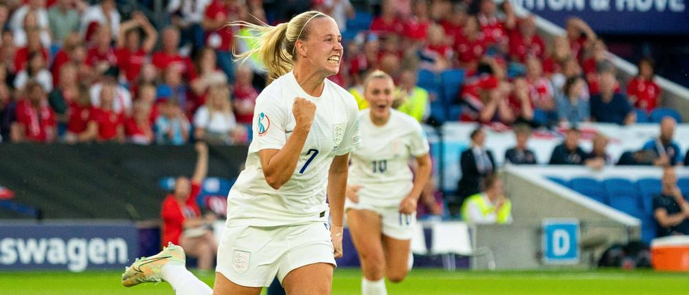 Beth Mead und ihre Kolleginnen haben gefordert, die weißen Hosen des Nationalteams abzuschaffen.