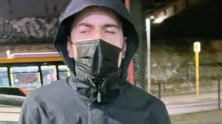 Die Polizei fandet nach diesem Mann.