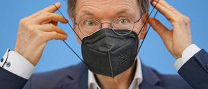 Empfiehlt anderes zur vierten Impfung als die StiKo oder die EU: Bundesgesundheitsminister Karl Lauterbach. 