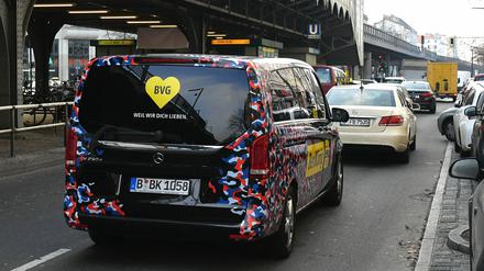Bald nur noch ein Archivbild: Die BVG stellt den Fahrdienst Berlkönig ein.