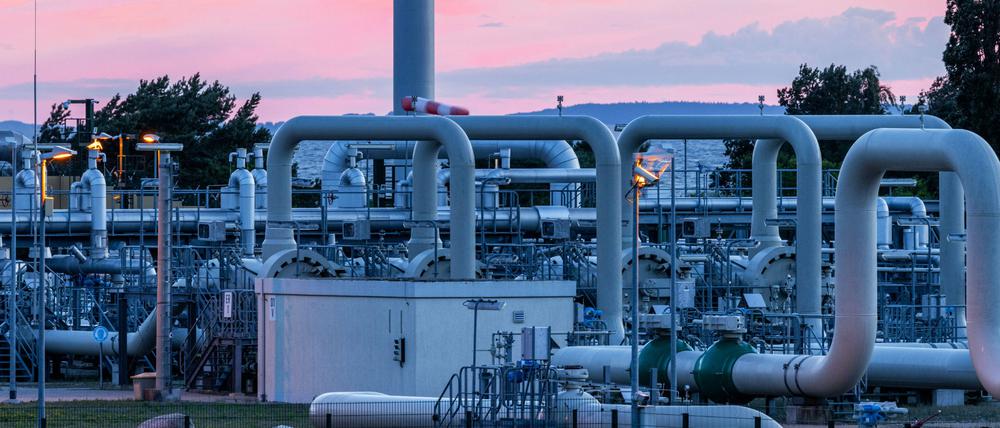 Rohrsysteme und Absperrvorrichtungen in der Gasempfangsstation der Ostseepipeline Nord Stream 1 und der Übernahmestation der Ferngasleitung OPAL (Ostsee-Pipeline-Anbindungsleitung)