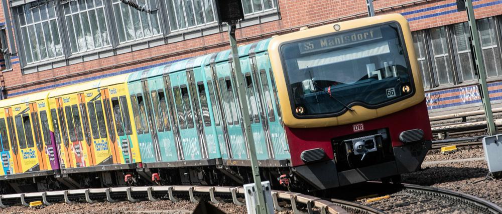 Unterbrochen: Ab Montag rollen bis voraussichtlich 28. Juli keine S-Bahnen mehr zwischen Ostbahnhof und Bahnhof Friedrichstraße.