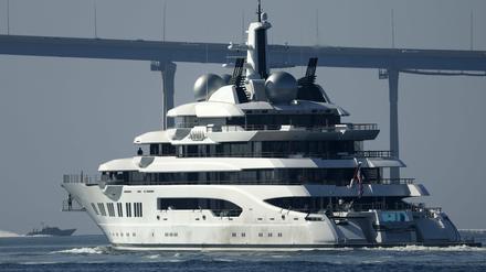 Die beschlagnahmte Jacht Amadea des russischen Oligarchen Suleiman Kerimov