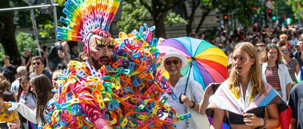 Ernste Anliegen: Teilnehmer am Christopher Street Day im Juli in München.