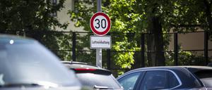 Für bessere Luft. Tempo 30 an mehreren Hauptstraßen sollte die Belastung durch Schadstoffe senken.