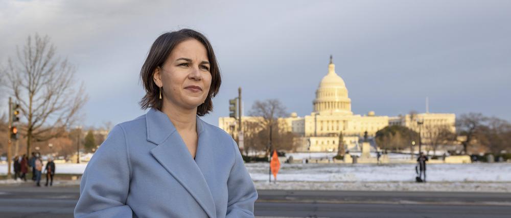  Bundesaußenministerin Annalena Baerbock vor dem Kapitol in Washington.