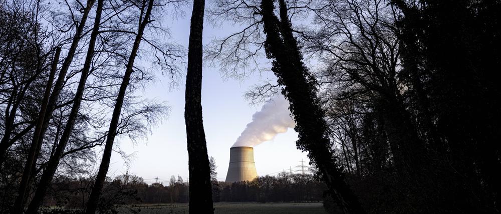 Seit Anfang 2022 sind nur noch drei Atomkraftwerke in Deutschland im Betrieb: Emsland (hier im Bild), Neckarwestheim 2 und Isar 2.