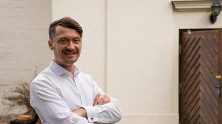 Fällt mir frischen Ideen auf: Pfarrer Viktor Weber aus Staaken. Auch er kommt aus Kasachstan.