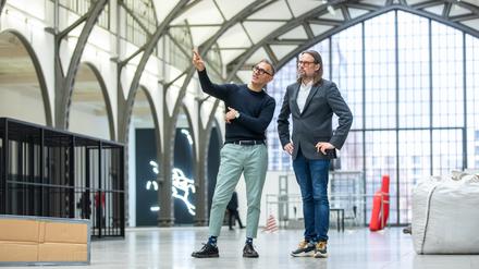 Sam Bardaouil (links) und Till Fellrath sind die neuen Direktoren des Hamburger Bahnhofs.
