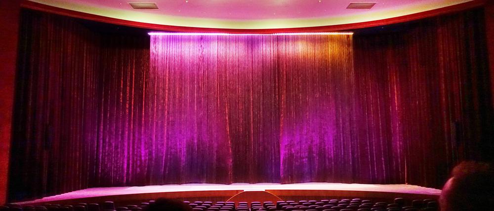 Der Zoo-Palast in Berlin mit seiner Intro-Show.