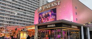 Wer muss draußen bleiben? Der Zoo-Palast, Traditionskino im Berliner Westen.