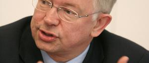 Roland Koch zieht nach 100 Tagen positive Bilanz