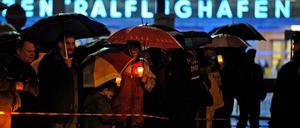 236713_3_081030_tempelhof_protest_ddp.jpg