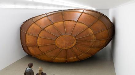 Anish Kapoor: Memory Deutsche Guggenheim Blick in die Ausstellung   Installation shot