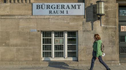 Mehr als 50 Stellen sind aktuell in den Berliner Bürgerämtern nicht besetzt.