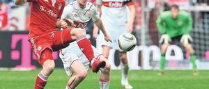 Hält die Wade? Arjen Robben (links) verletzte sich gegen Stuttgart wieder.