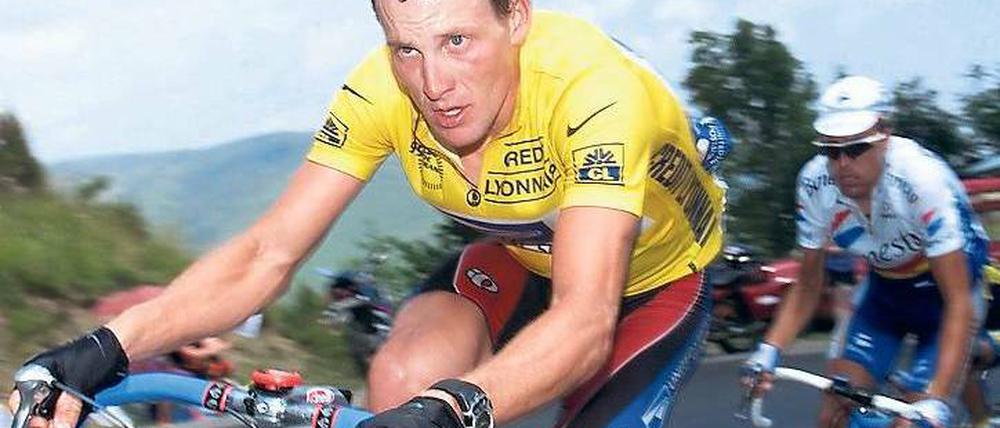 Vorneweg. Bei der Tour 1999 konnte Lance Armstrong niemand folgen.Foto: p-a/dpa