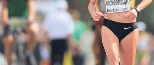 Flinke Füße. Sabrina Mockenhaupt gewann 2009 Berlins Halbmarathon. Foto: dpa