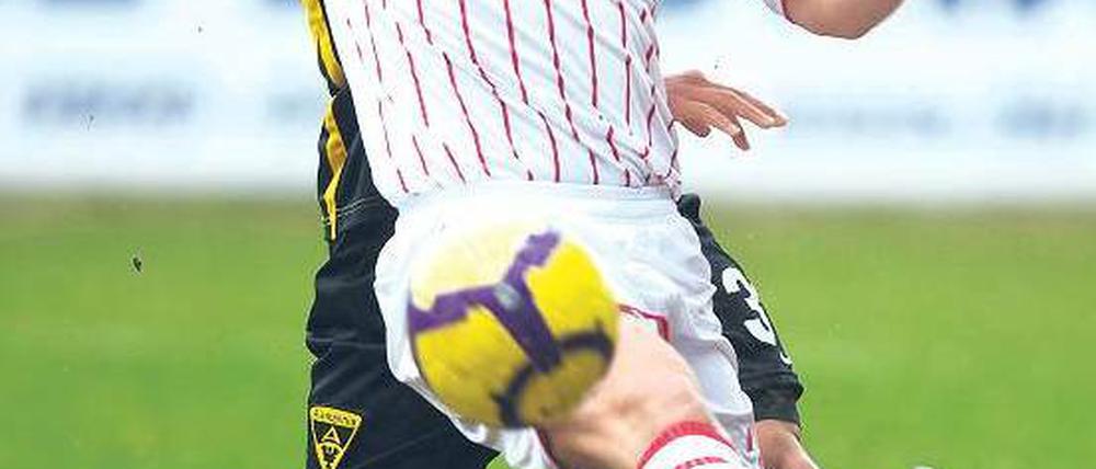 Zurück im Spiel. Michael Bemben stand gegen Aachen in der Startelf. Foto: Camera4