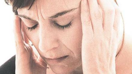 Quälgeist. Tinnitus bedeutet, ein Geräusch zu hören, für das es keine äußere Quelle gibt. In Verhaltenstherapien können Betroffene lernen, ihre Hörwahrnehmung zu ändern.