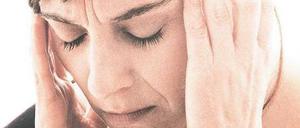 Quälgeist. Tinnitus bedeutet, ein Geräusch zu hören, für das es keine äußere Quelle gibt. In Verhaltenstherapien können Betroffene lernen, ihre Hörwahrnehmung zu ändern. 